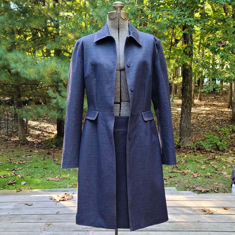 Elie Tahari Navy Blue Suit with Pencil Skirt and Long Jacket, Size 8